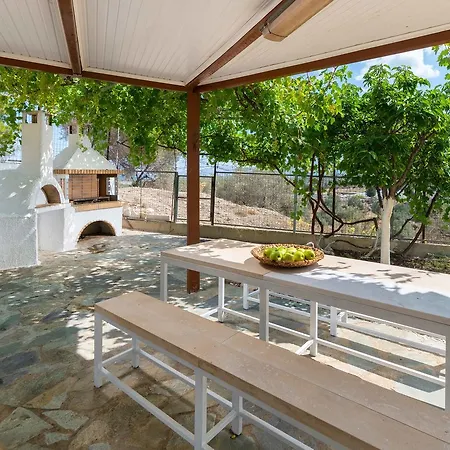 Hill & Seaview - Aelia Appartement