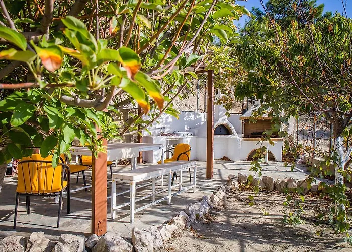 Hill & Seaview - Aelia Appartement Charaki