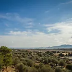 Hill & Seaview - Aelia Apartamento