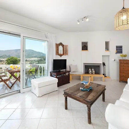 Hill & Seaview - Aelia