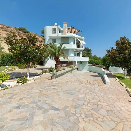 Hill & Seaview - Aelia