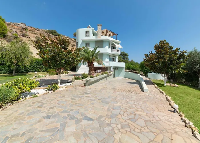 Hill & Seaview - Aelia